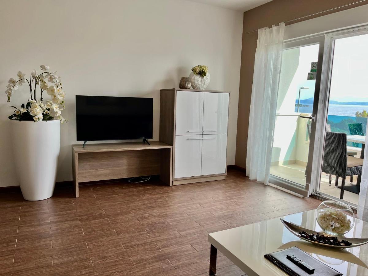 Apartments Casabrillantin Tucepi Exterior photo